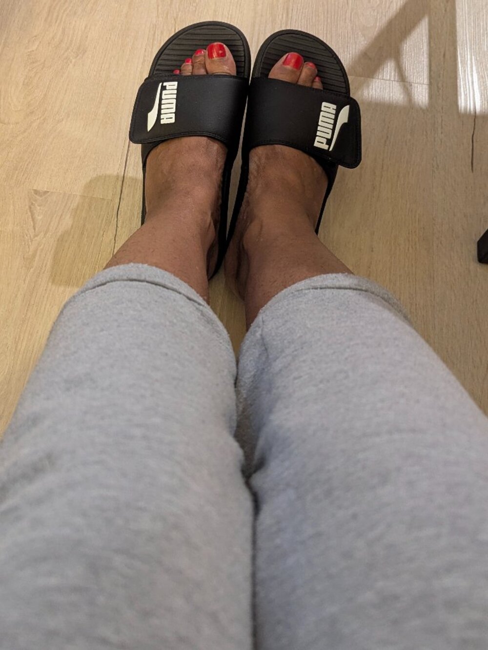 Puma Velcro Slides - Picture 5 of 7